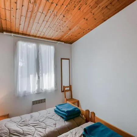 Vakantiehuis Pleasant Holiday In Saint-savinien With Pool Saint-Savinien