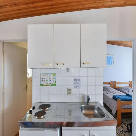 Pleasant Holiday In Saint-savinien With Pool Vakantiehuis